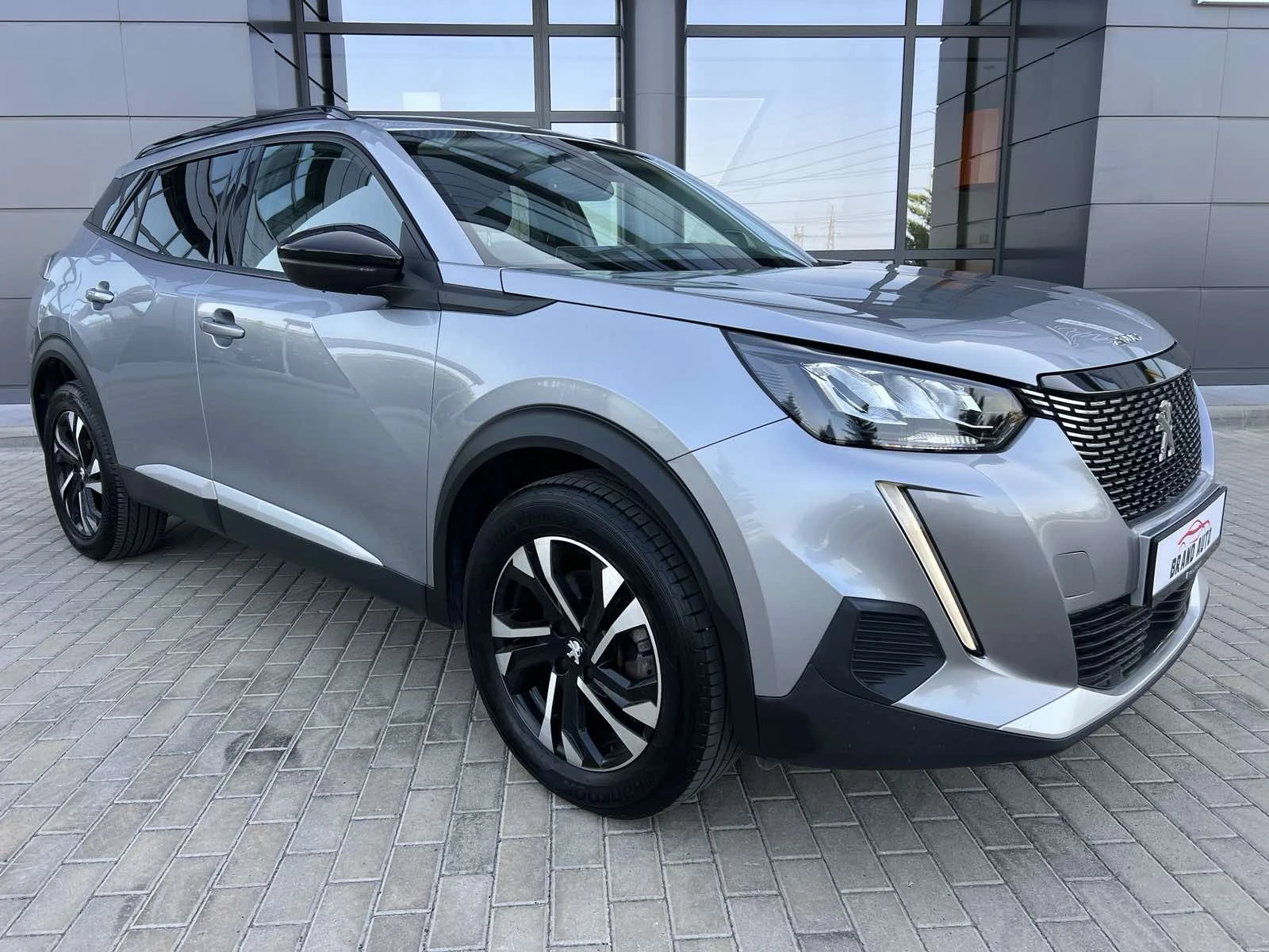 Peugeot 2008 1.5 HDI * ALLURE PACK * 130k.c. AUTOMATIC, снимка 4 - Автомобили и джипове - 55867712