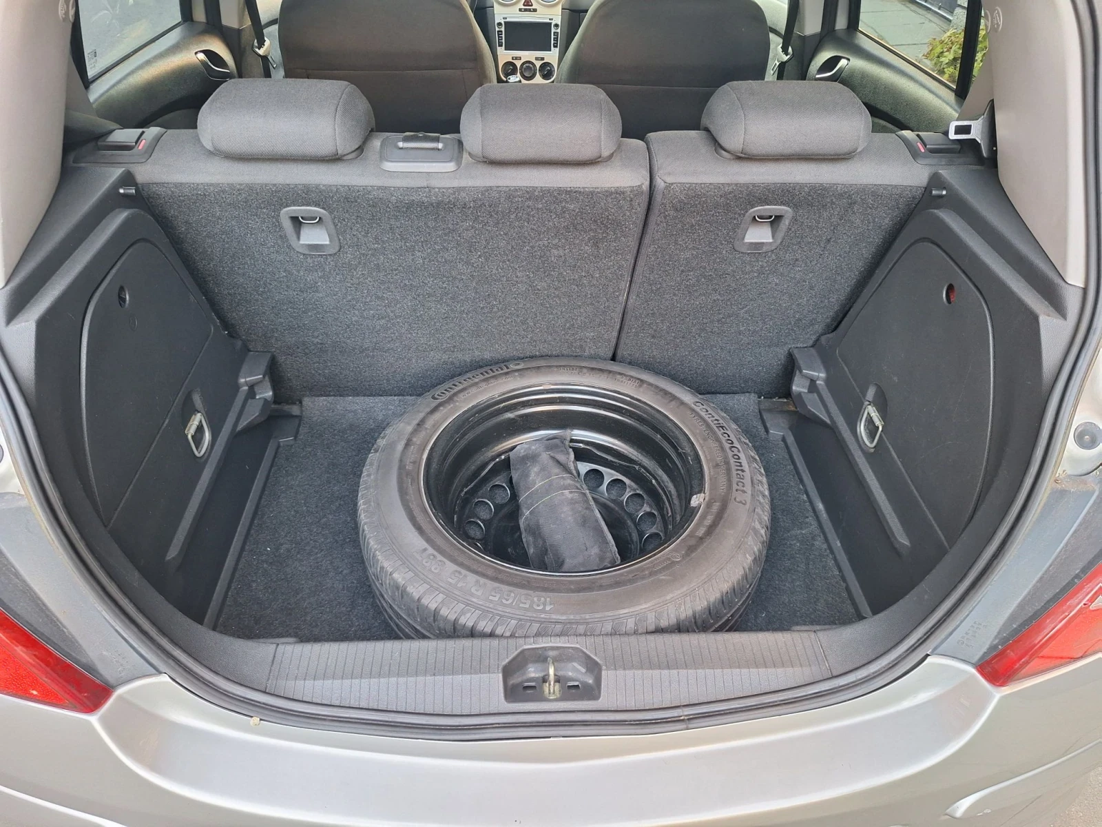 Opel Corsa 1.2 Газов инжекцион , снимка 12 - Автомобили и джипове - 55875373