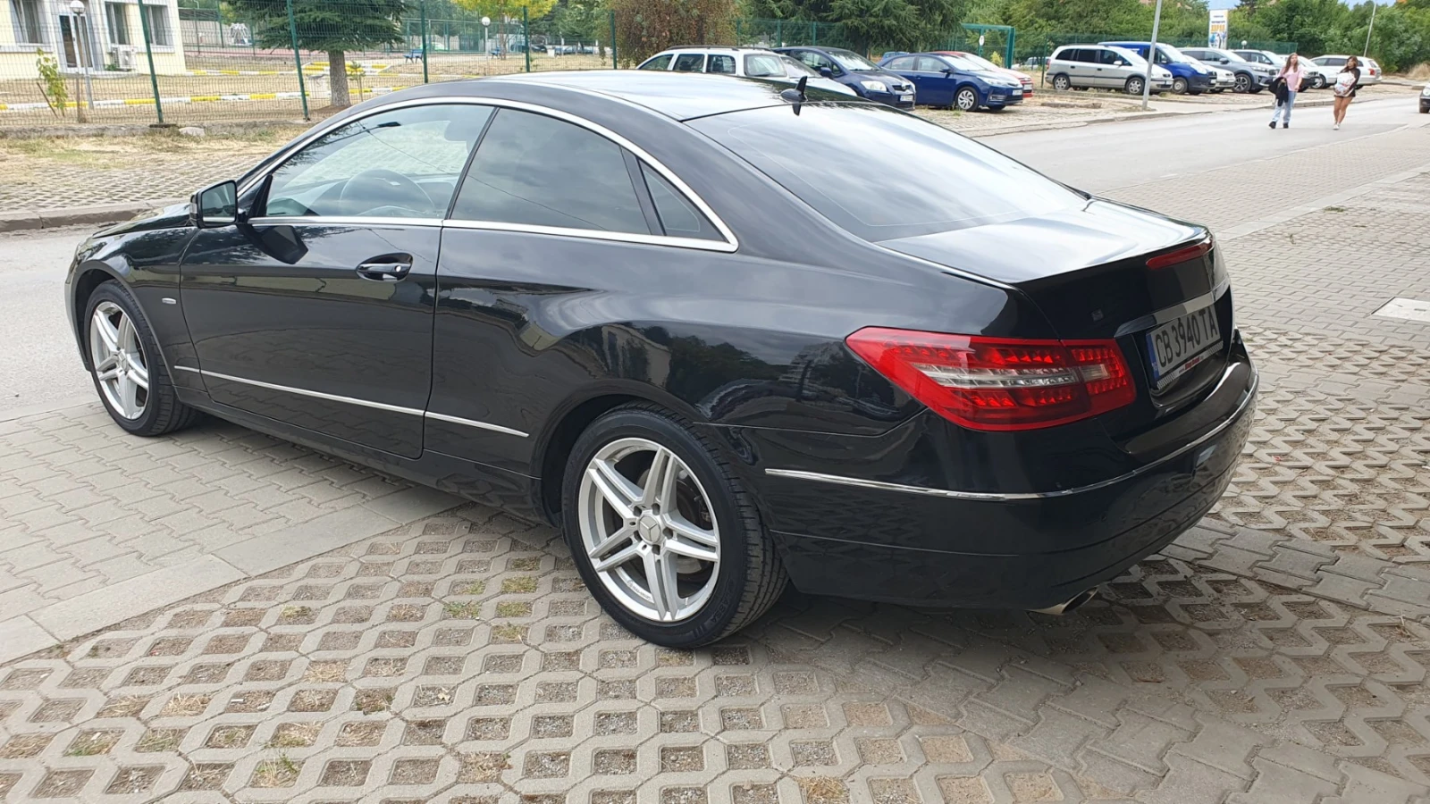 Mercedes-Benz E 220 2.2CDi Coupe, снимка 5 - Автомобили и джипове - 56085838