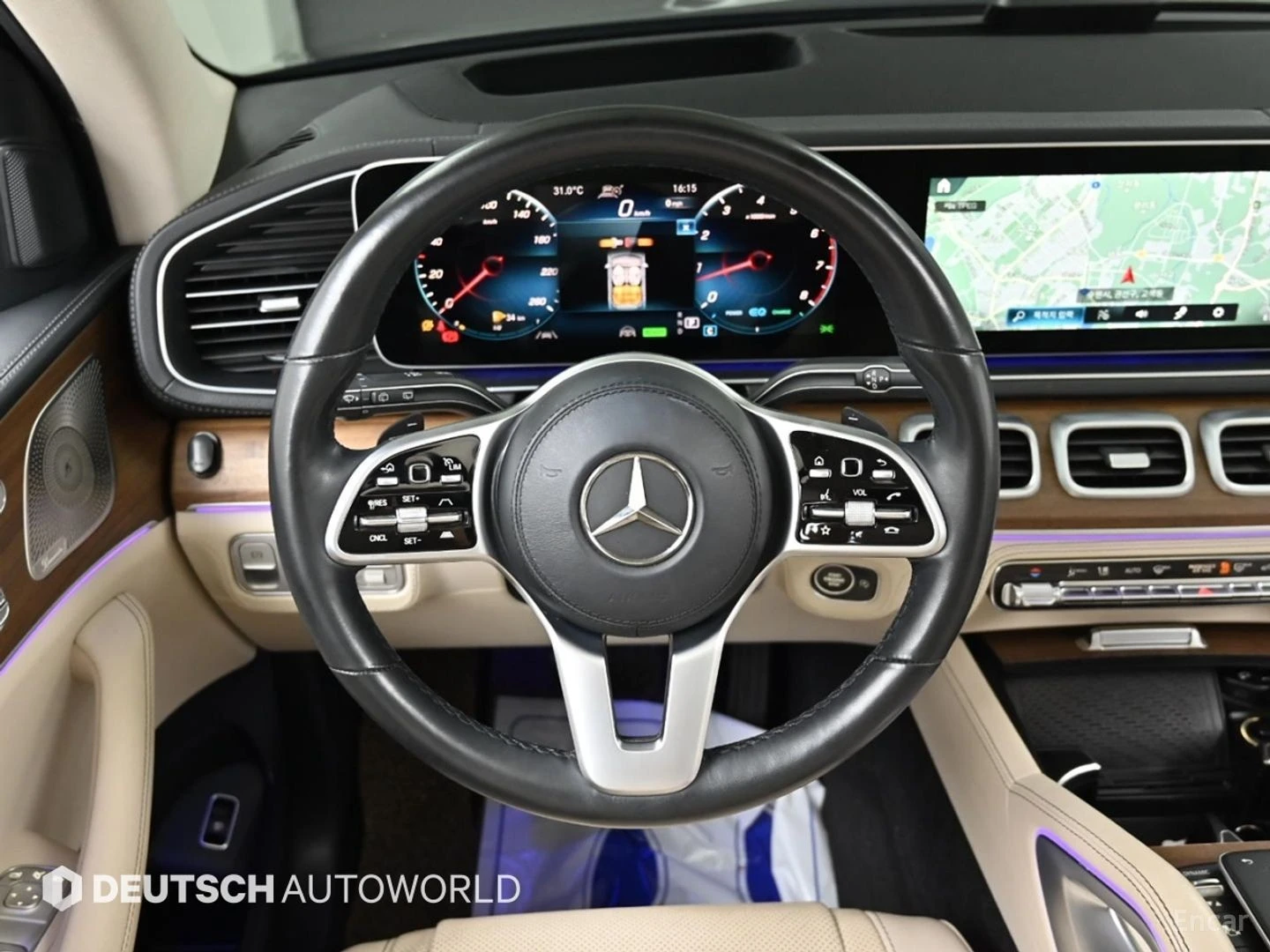 Mercedes-Benz GLE 450 AMG Line| AIR| DISTRO| ОБДУХ| 360| HUD| 3 AC| , снимка 10 - Автомобили и джипове - 56136143