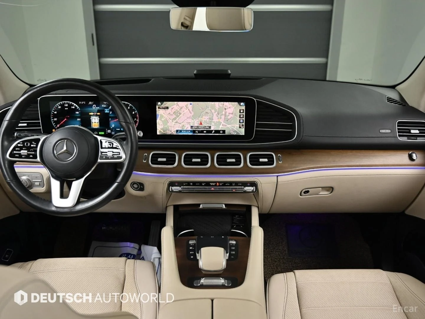 Mercedes-Benz GLE 450 AMG Line| AIR| DISTRO| ОБДУХ| 360| HUD| 3 AC| , снимка 9 - Автомобили и джипове - 56136143