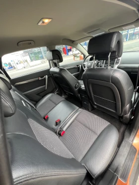 Chevrolet Captiva 2.4* 4x4* Газ* Кожа* Блутут Нави* Камера* Холандия, снимка 12