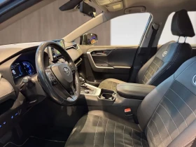 Toyota Rav4  RAV4 2.5 4x4 Team D Kam.+ KlimaA+ LED+ PDC - 27900 € / 54567.66 лв. - 51880965 11
