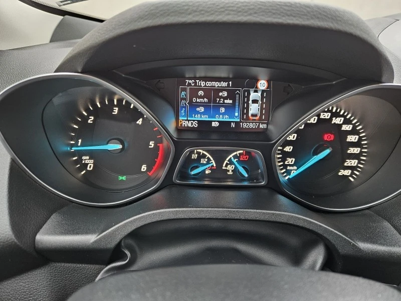 Ford Kuga 2.0, снимка 10 - Автомобили и джипове - 47239129