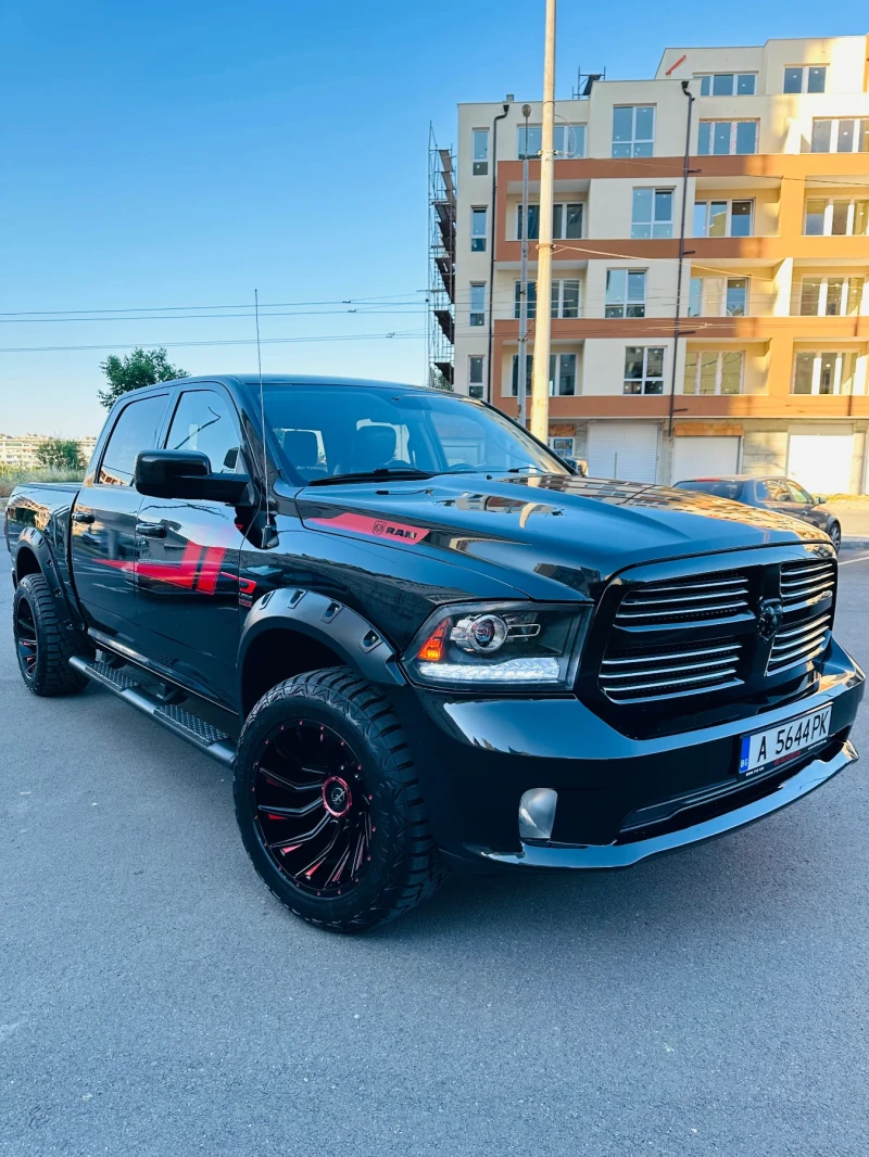 Dodge RAM 1500 5.7 8ZF , снимка 1 - Автомобили и джипове - 47362354