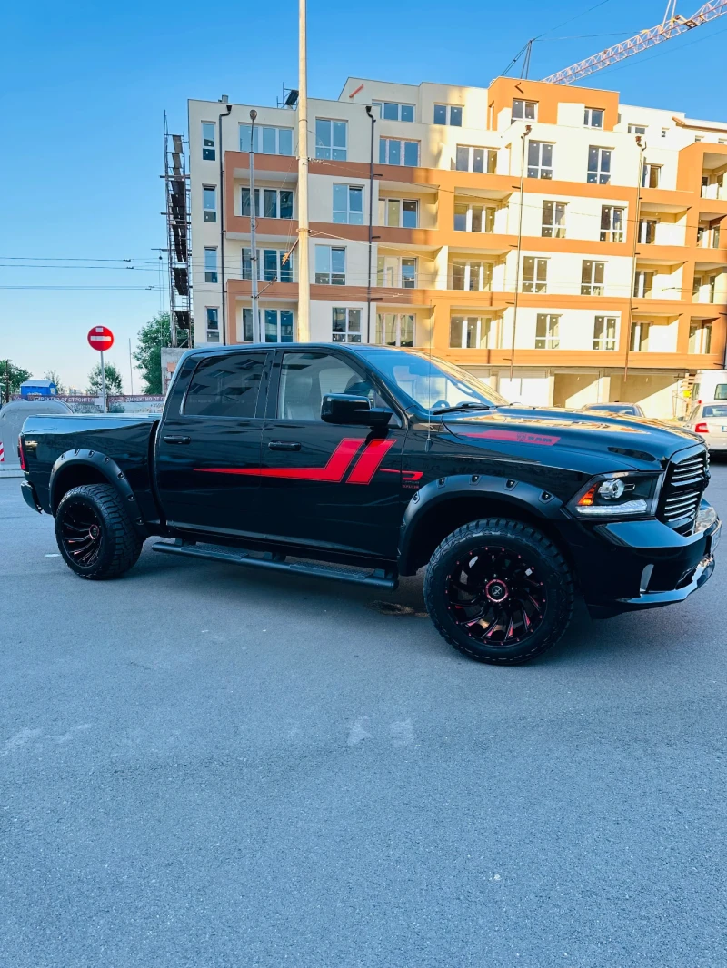 Dodge RAM 1500 5.7 8ZF , снимка 3 - Автомобили и джипове - 47362354