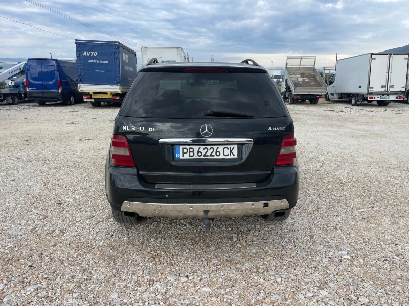 Mercedes-Benz ML 320, снимка 6 - Автомобили и джипове - 47397799