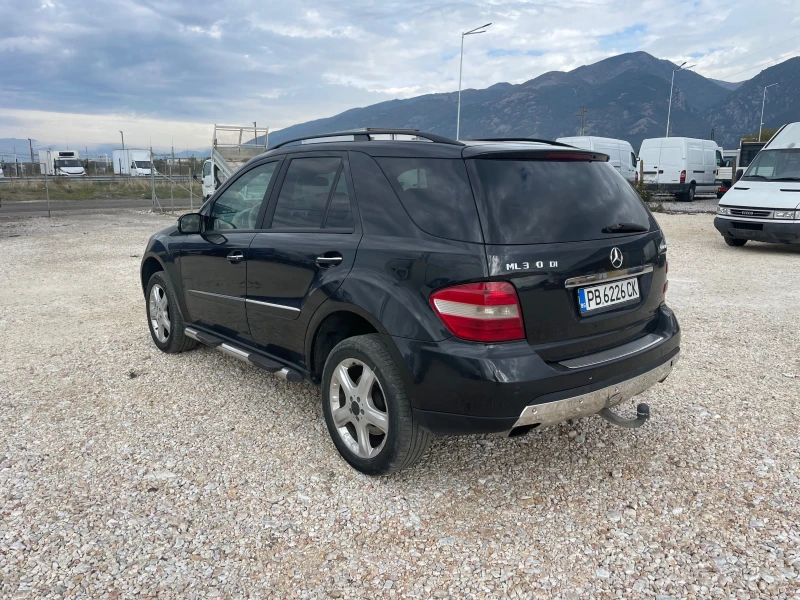 Mercedes-Benz ML 320, снимка 5 - Автомобили и джипове - 47397799