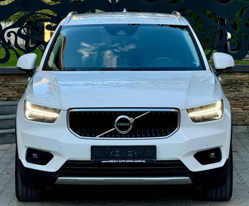 Volvo XC40 2.0D-190KC-AWD-4X4-КОЖА-НАВИ-КАМЕРА-КАТО НОВА, снимка 7 - Автомобили и джипове - 47539124