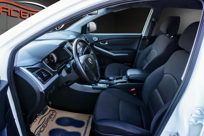 SsangYong Korando, снимка 6 - Автомобили и джипове - 48881462