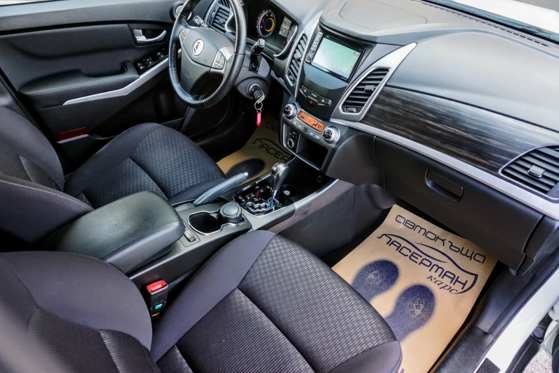 SsangYong Korando, снимка 10 - Автомобили и джипове - 48881462