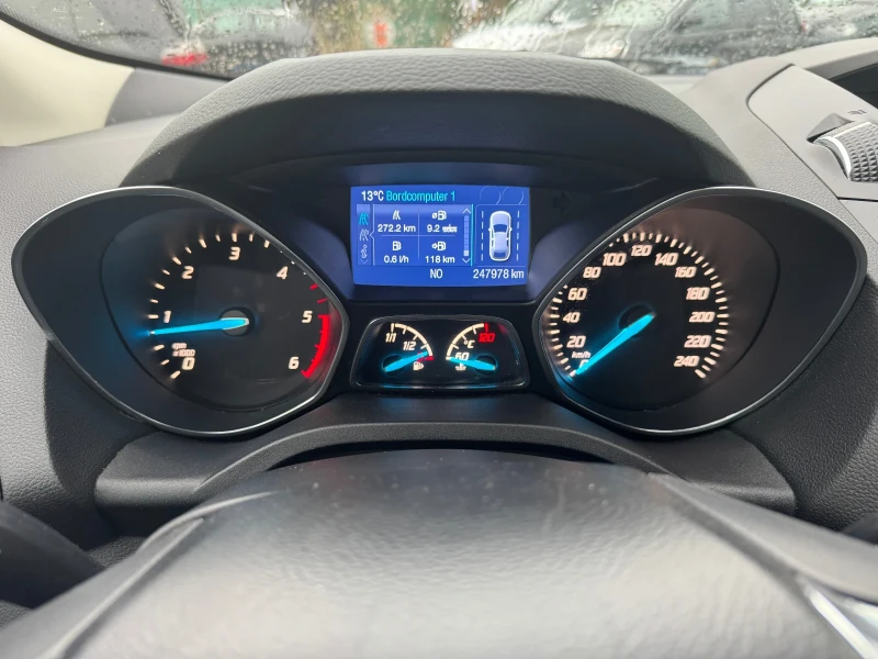 Ford Kuga 2.0Дизел/4х4/TITANIUM , снимка 15 - Автомобили и джипове - 52110960