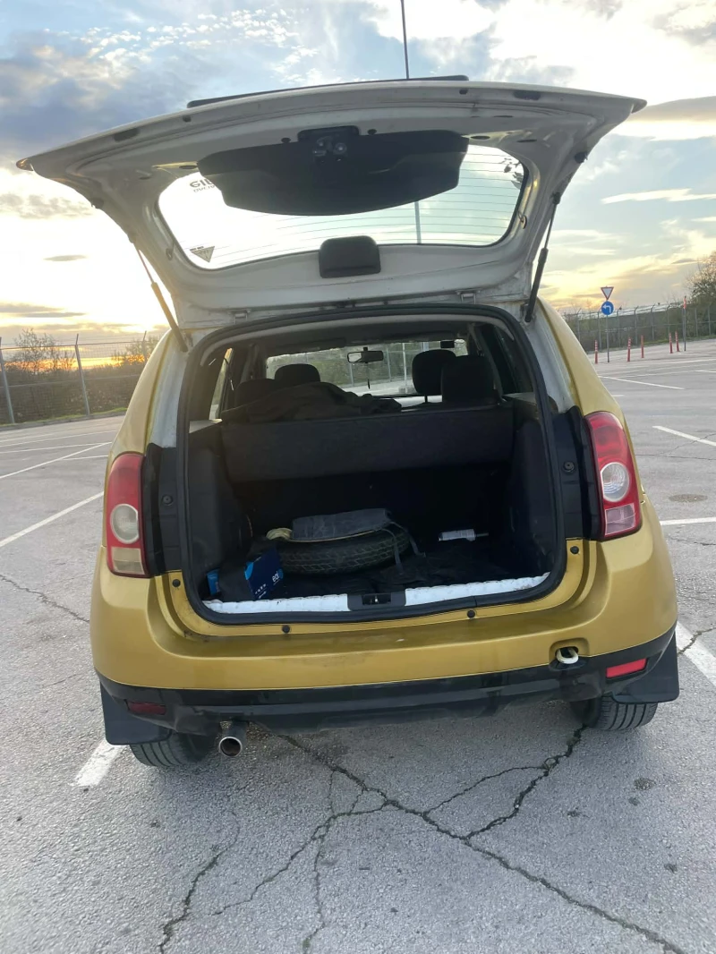 Dacia Duster, снимка 6 - Автомобили и джипове - 52541676