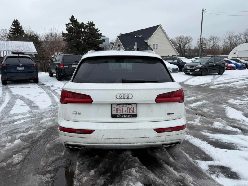 Audi Q5 Technik  CARFAX, снимка 4 - Автомобили и джипове - 53066739