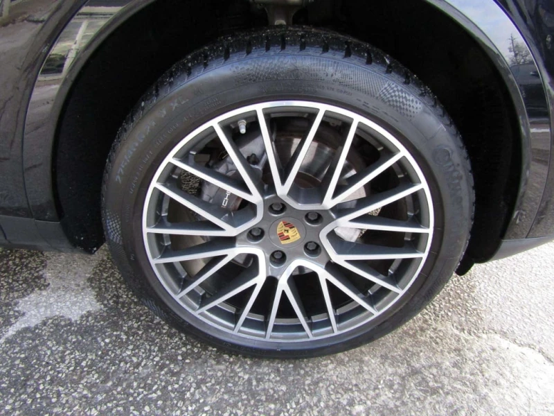 Porsche Cayenne S E Hybrid  CARFAX, снимка 10 - Автомобили и джипове - 53178592