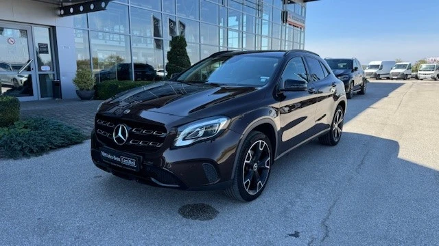 Mercedes-Benz GLA 220 d 4MATIC, снимка 1 - Автомобили и джипове - 47415503