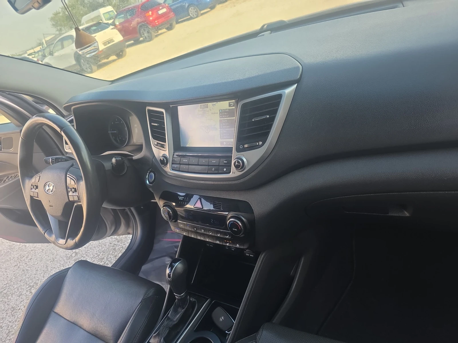 Hyundai Tucson 1.7 CRDI, Be, Tecno 141, Avtomat, Navi, Panorama | Mobile.bg   16