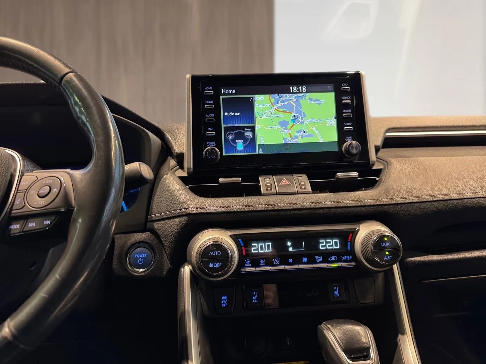 Toyota Rav4  RAV4 2.5 4x4 Team D Kam.+ KlimaA+ LED+ PDC, снимка 14 - Автомобили и джипове - 53846237