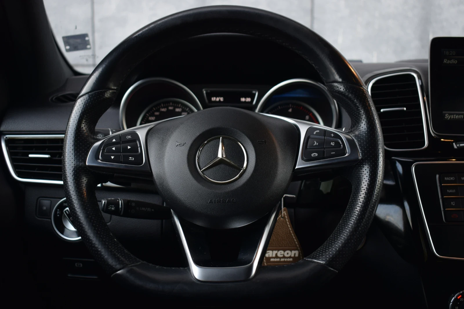 Mercedes-Benz GLE 350 350D 4 matic , снимка 12 - Автомобили и джипове - 54623613