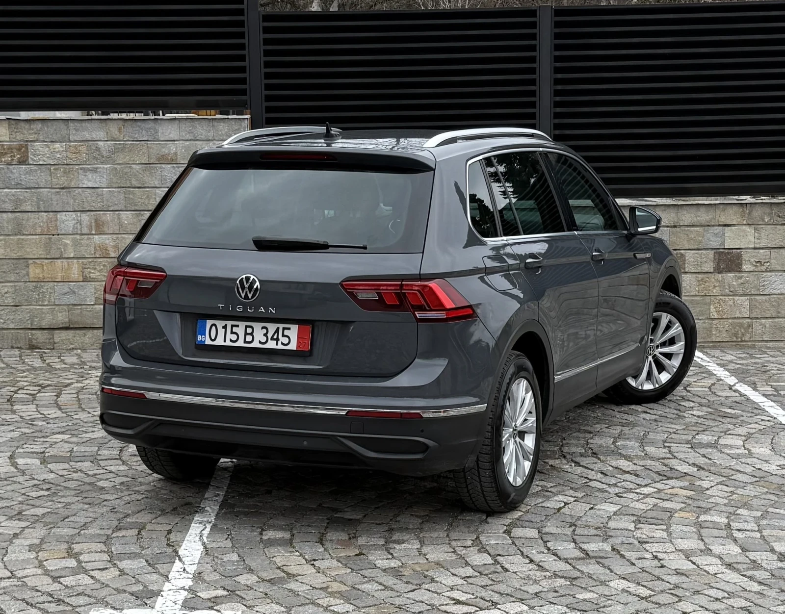 VW Tiguan 2.0TDI 150kc DSG 2021 97490km, снимка 5 - Автомобили и джипове - 54806234