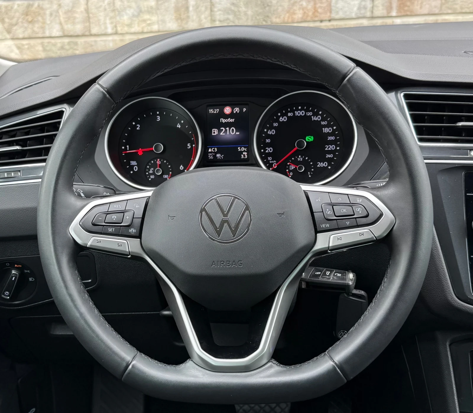 VW Tiguan 2.0TDI 150kc DSG 2021 97490km, снимка 13 - Автомобили и джипове - 54806234