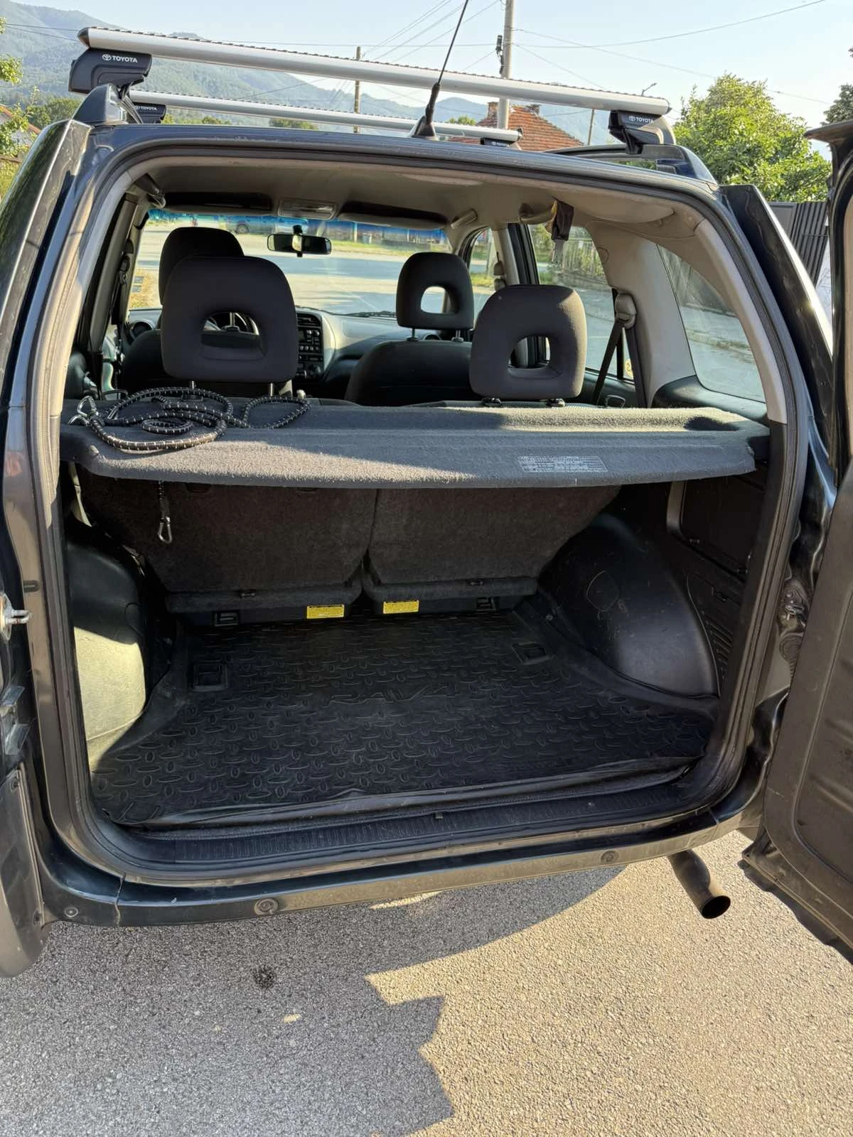 Toyota Rav4 D4D, снимка 8 - Автомобили и джипове - 55078272