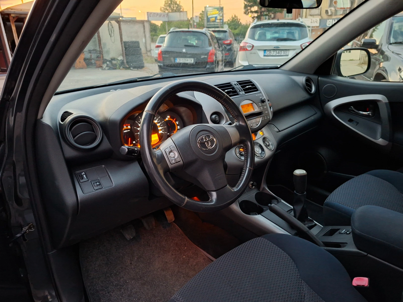 Toyota Rav4 2.0I 4x4 152ks, снимка 9 - Автомобили и джипове - 55568948