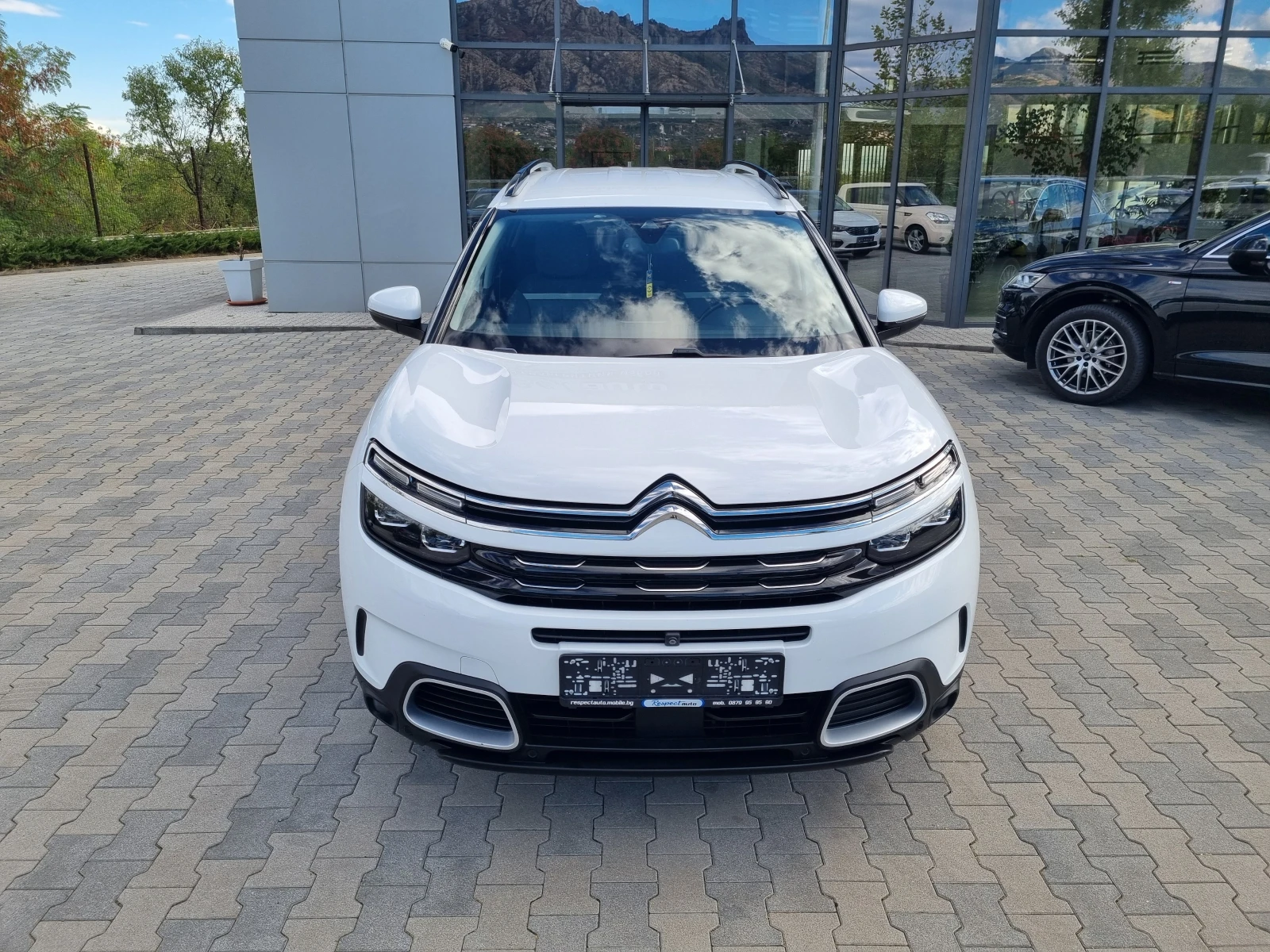Citroen C5 Aircross 1.5HDi-131ps EAT8 / 2021г. СЕРВИЗНА ИСТОРИЯ!, снимка 2 - Автомобили и джипове - 56163334