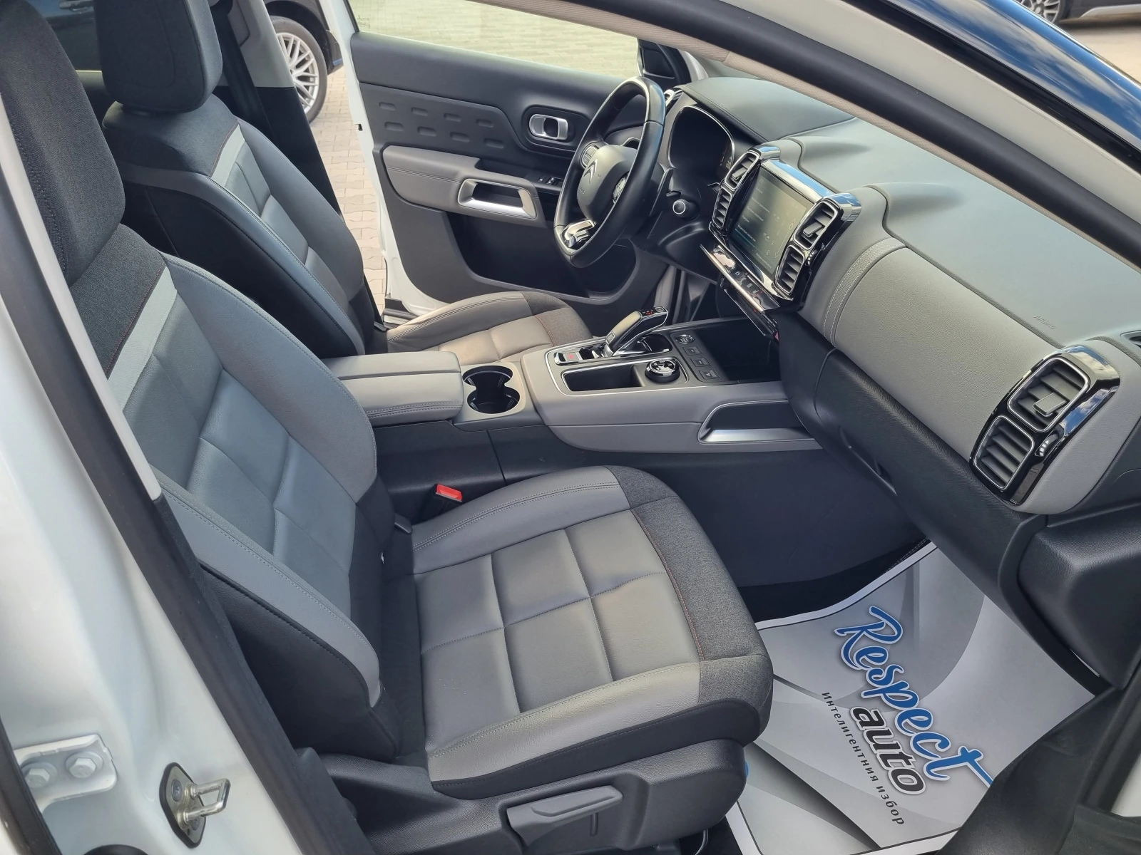 Citroen C5 Aircross 1.5HDi-131ps EAT8 / 2021г. СЕРВИЗНА ИСТОРИЯ!, снимка 12 - Автомобили и джипове - 56163334