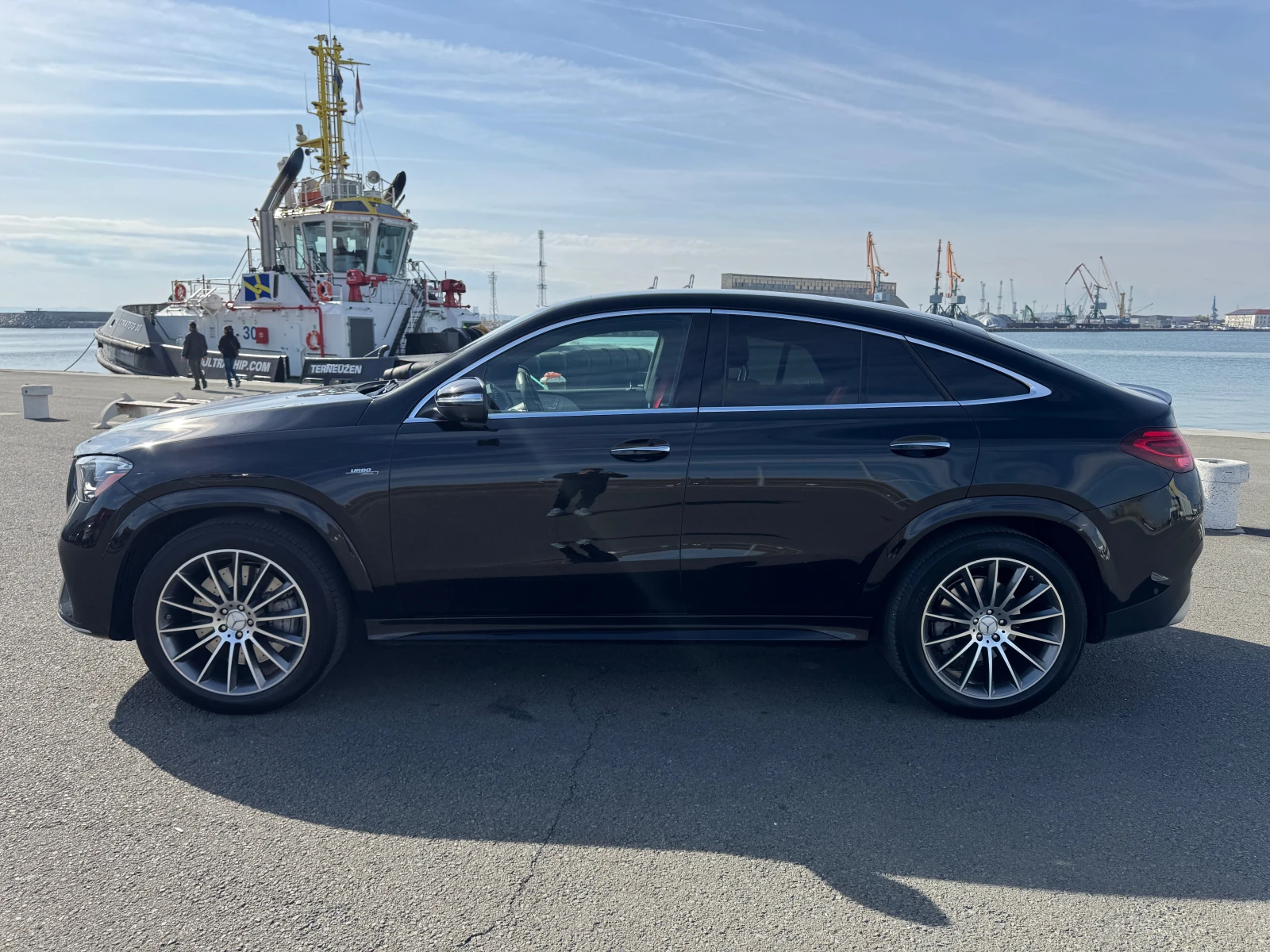 Mercedes-Benz GLE 53 4MATIC, снимка 3 - Автомобили и джипове - 56281145
