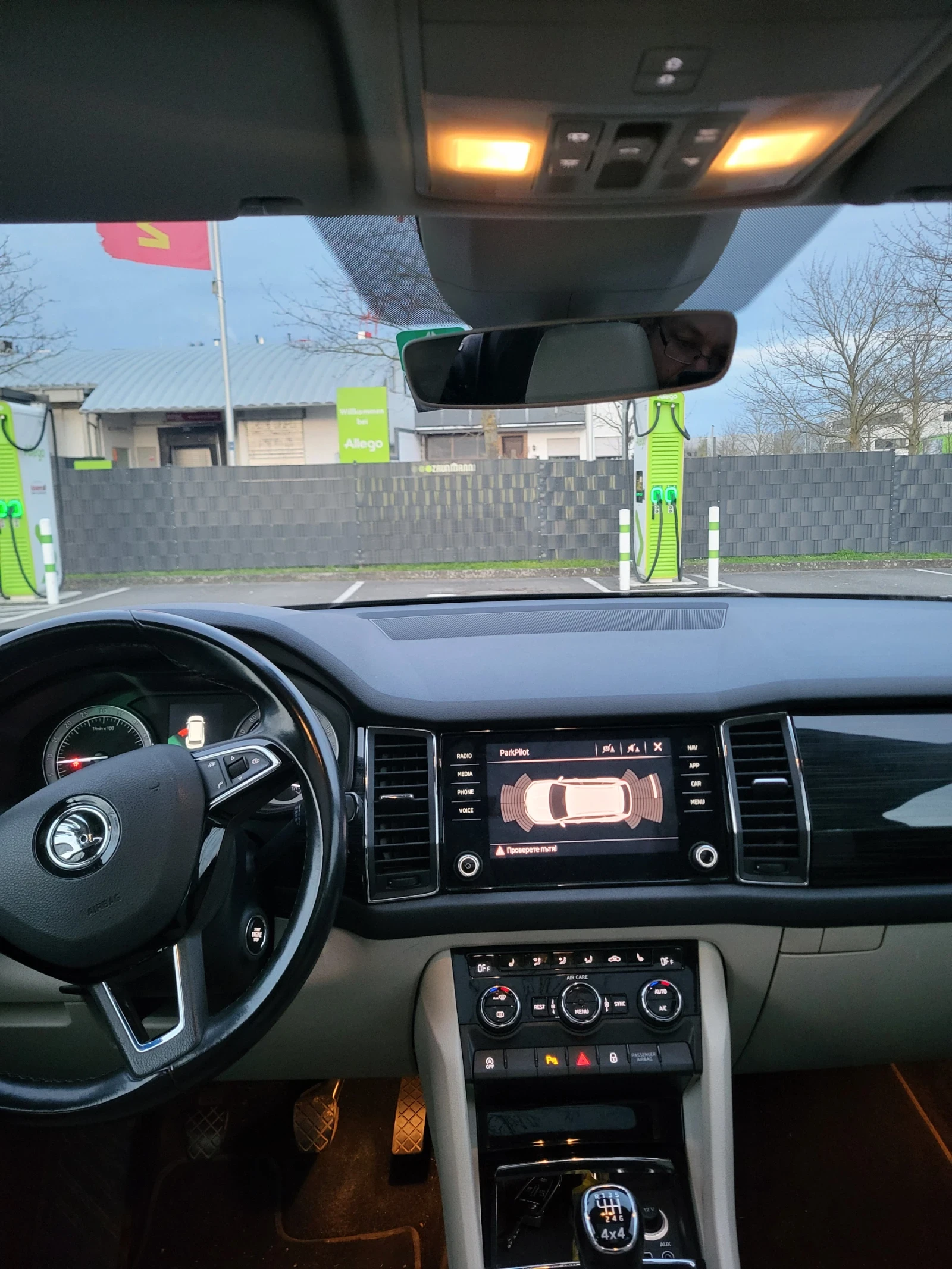 Skoda Kodiaq, снимка 2 - Автомобили и джипове - 56357241