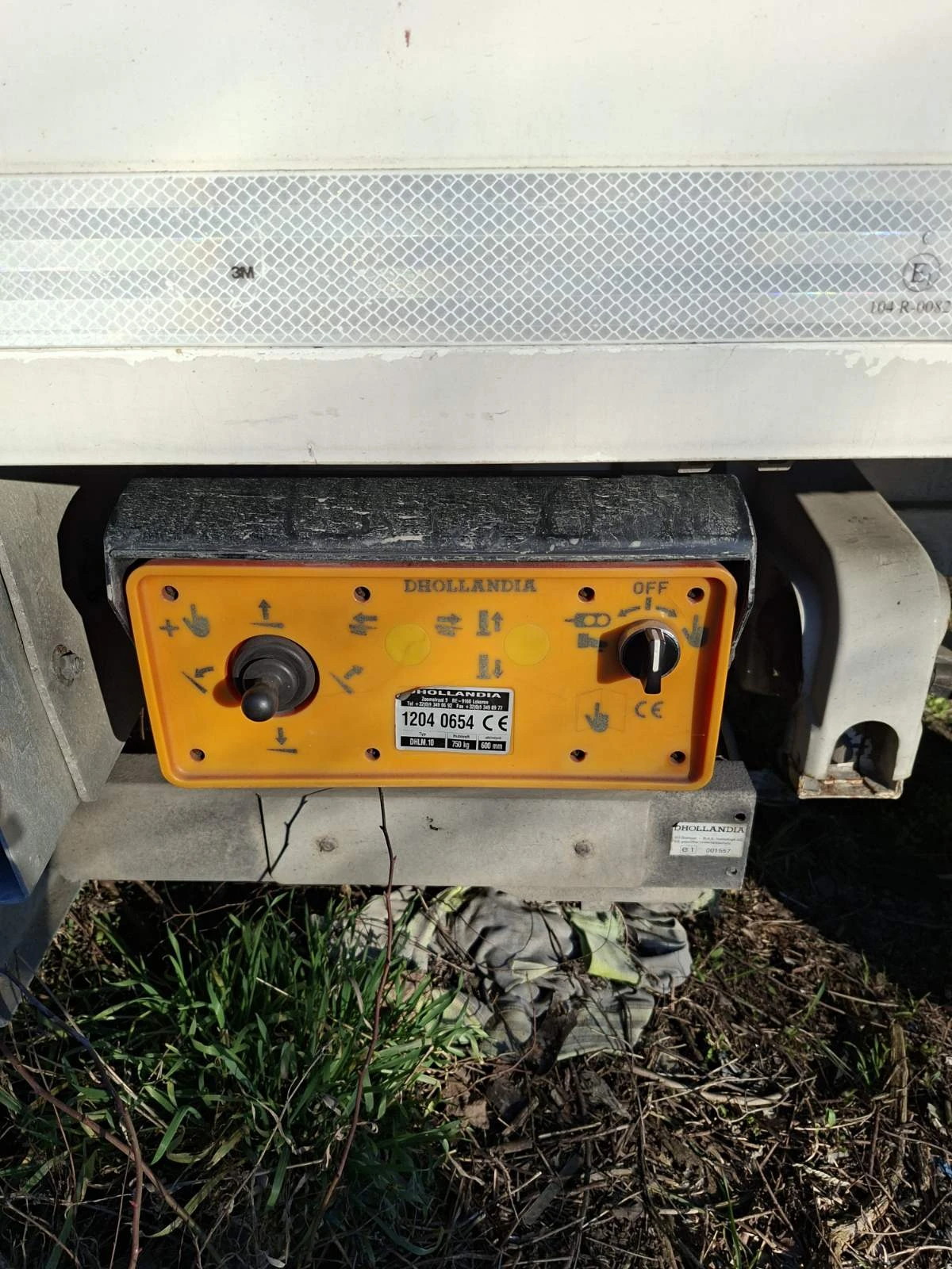 VW Crafter 2.0TDI* 4.5м Фургон* Падащ борд* Климатик, снимка 8 - Бусове и автобуси - 53872045