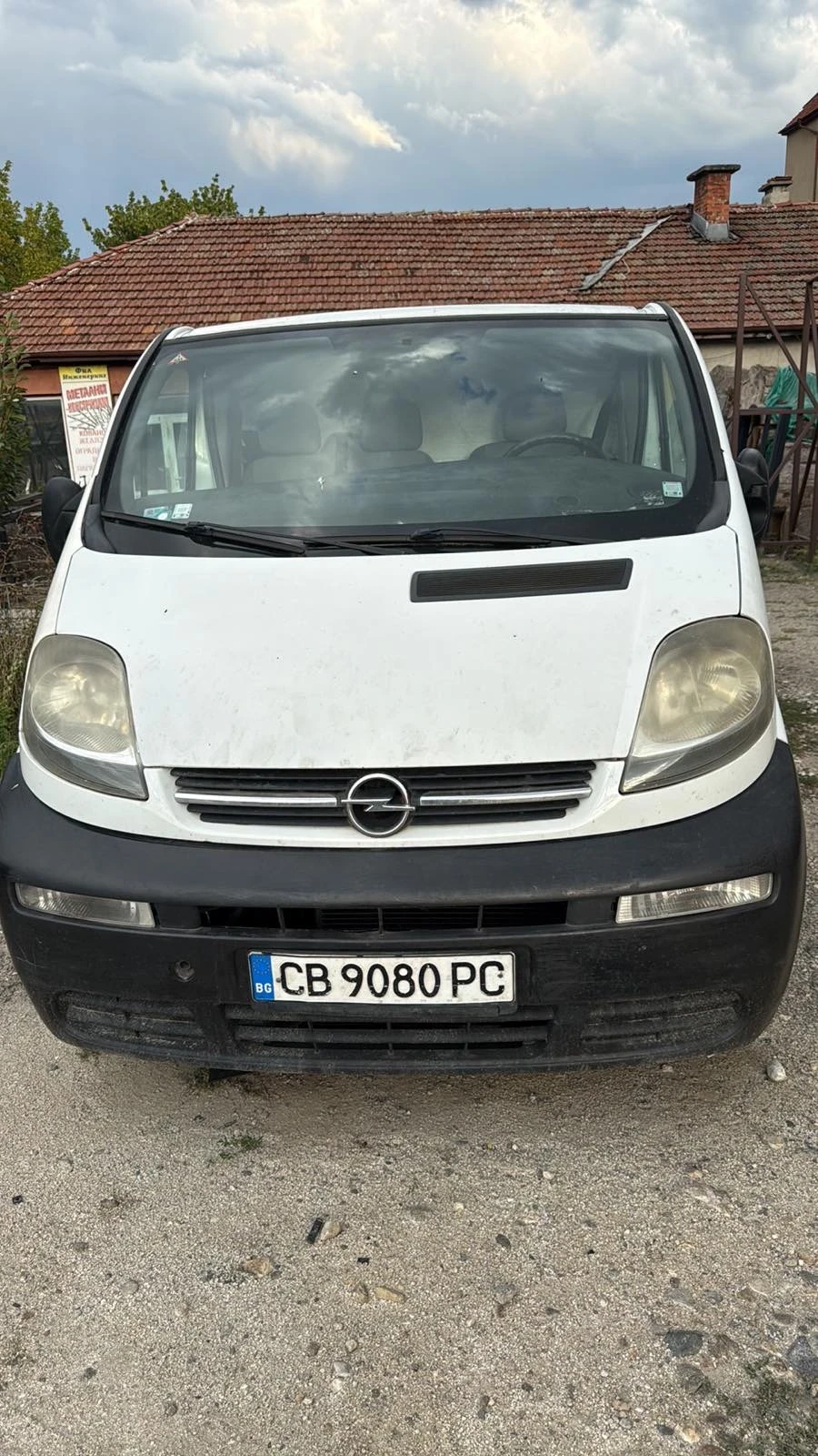 Opel Vivaro 2.0i