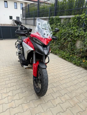 ����� �� �������� �� Ducati Multistrada V4S