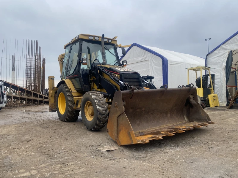 Багер Cat 432D, снимка 4 - Индустриална техника - 52654242