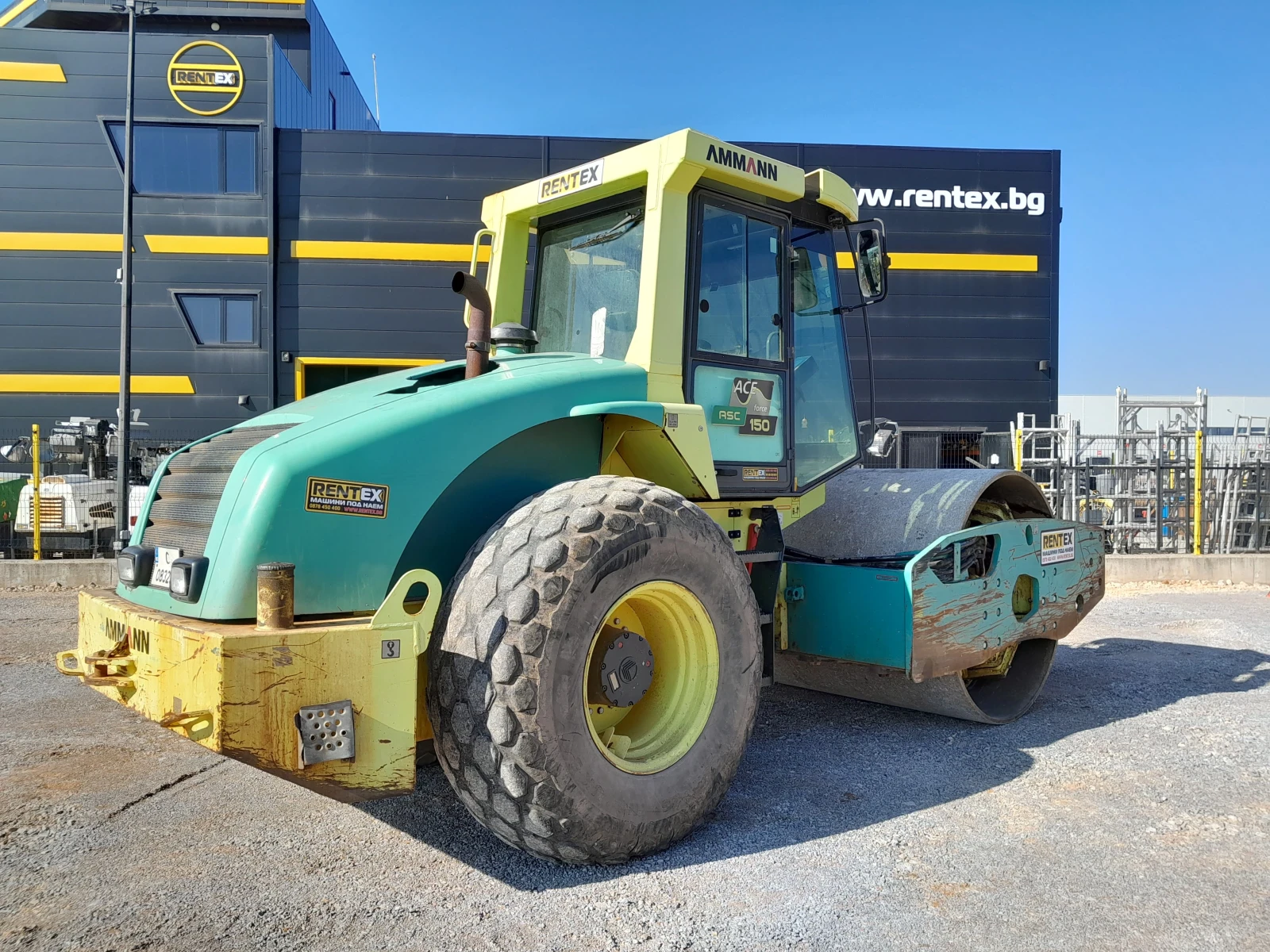 Валяк Ammann ASC150 15000 кг., 2014 г., снимка 6 - Индустриална техника - 56707005