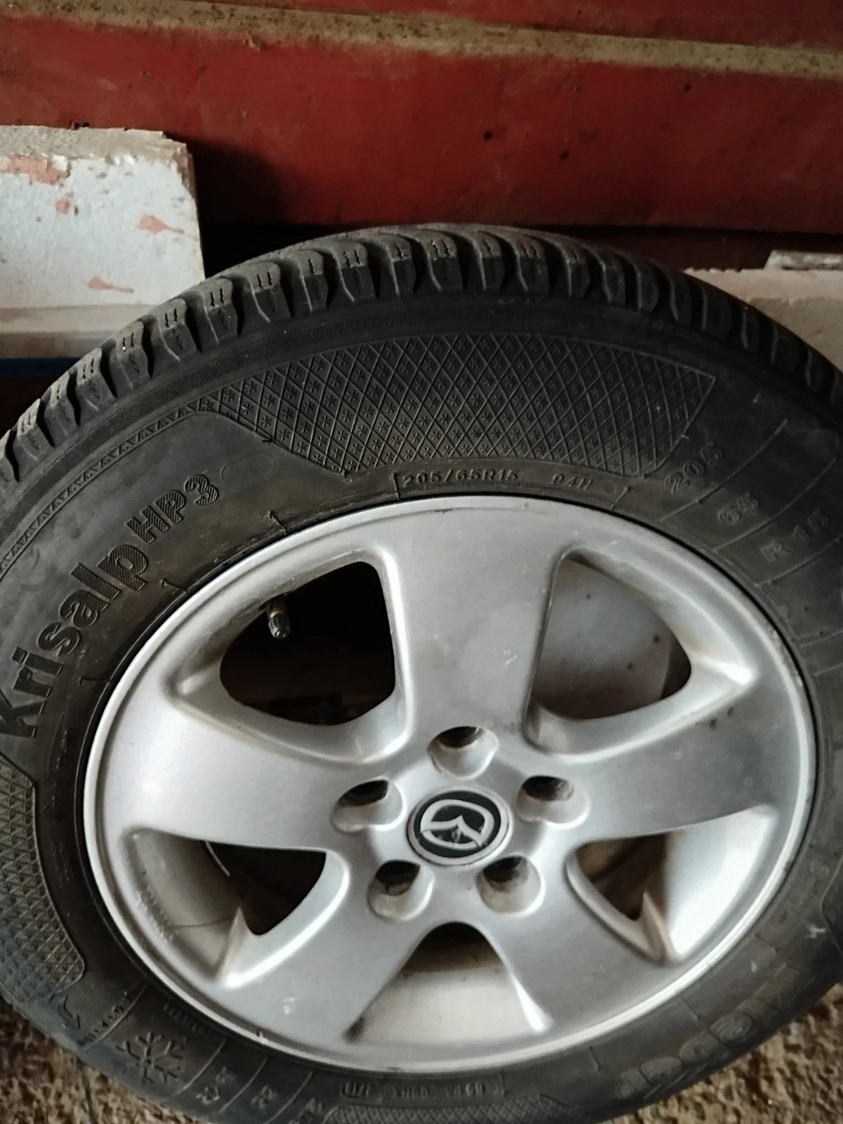Гуми с джанти Kleber 205/65R15, снимка 5 - Гуми и джанти - 54439452