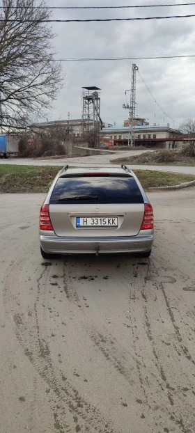 Mercedes-Benz C 220, снимка 4