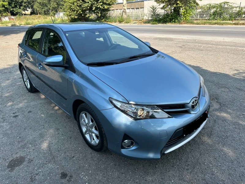 Toyota Auris 1.33 VVTI / 6ск. / ТОП!, снимка 3 - Автомобили и джипове - 46764393