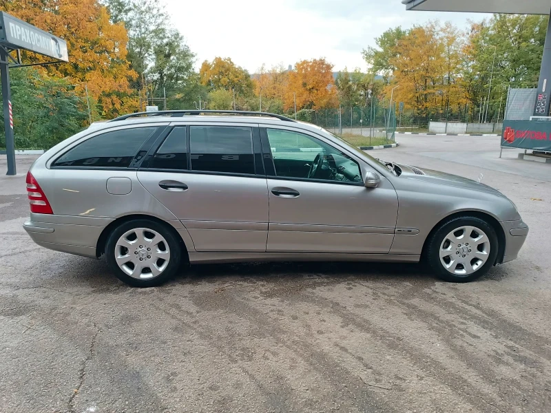 Mercedes-Benz C 220, снимка 3 - Автомобили и джипове - 52693436