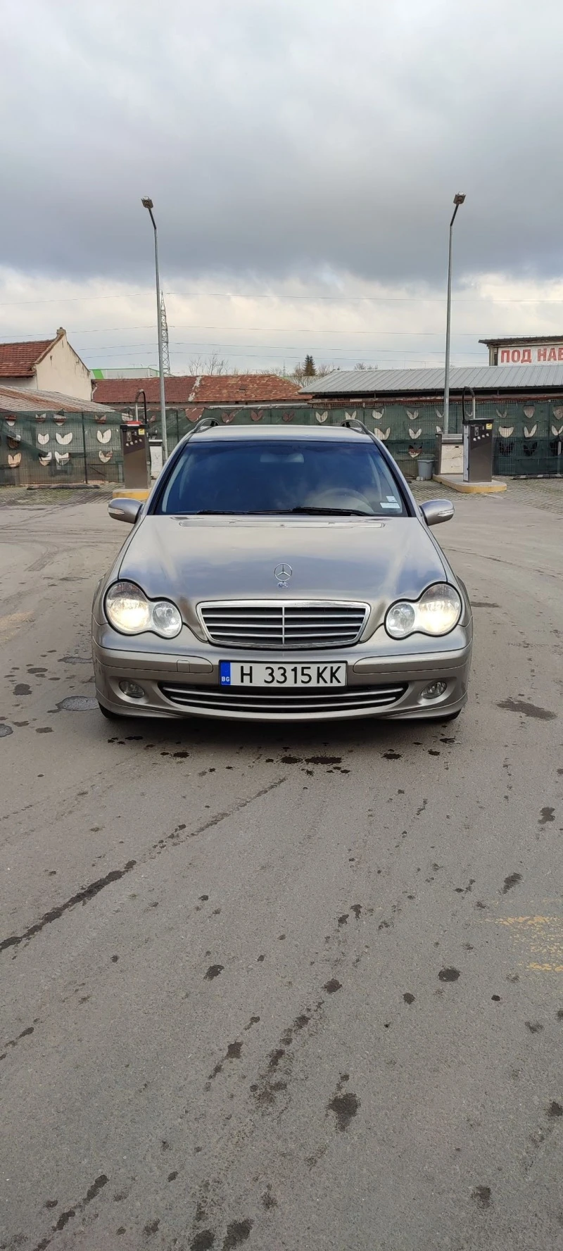 Mercedes-Benz C 220, снимка 1 - Автомобили и джипове - 47419583