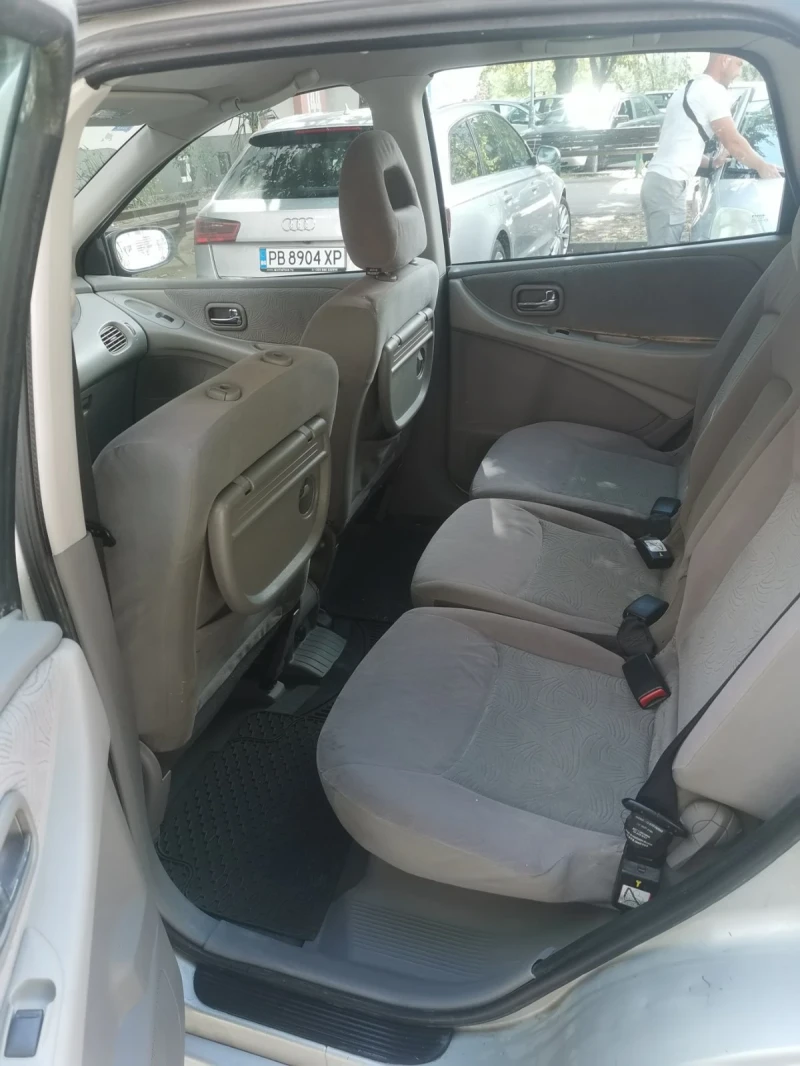 Nissan Almera tino, снимка 10 - Автомобили и джипове - 47295963