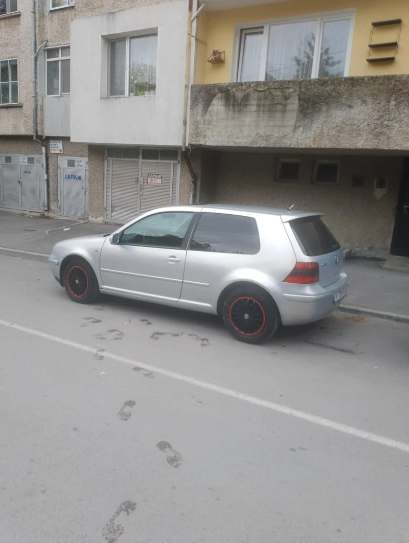 VW Golf, снимка 5 - Автомобили и джипове - 47846924