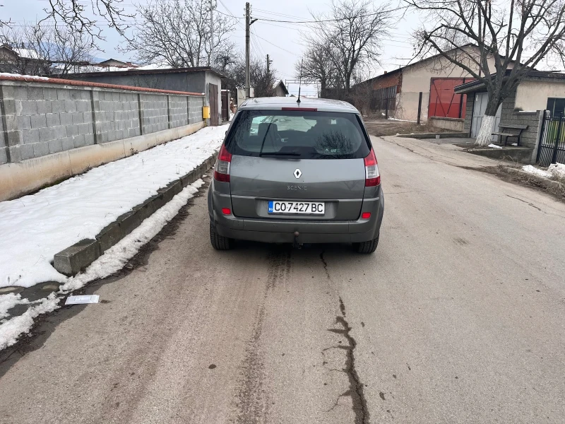 Renault Scenic, снимка 5 - Автомобили и джипове - 49313543