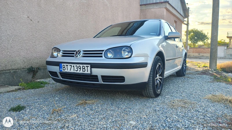 VW Golf 1.6i