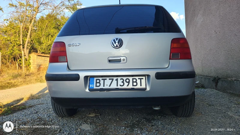 VW Golf 1.6i, снимка 6 - Автомобили и джипове - 51780880