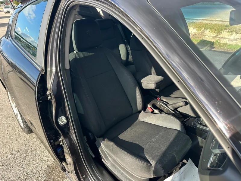 Alfa Romeo Giulietta 1.4 i 170hp, снимка 9 - Автомобили и джипове - 52019537