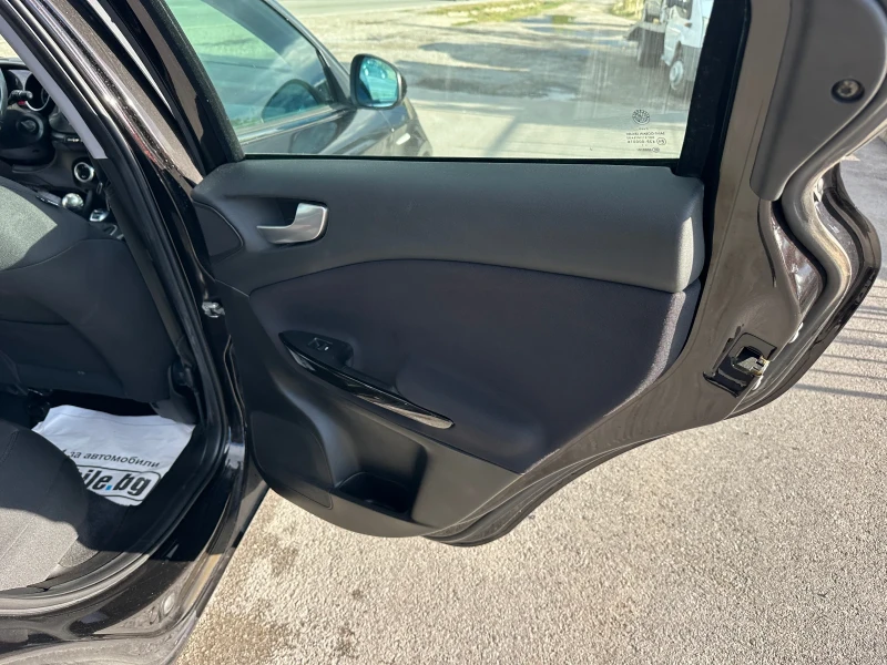 Alfa Romeo Giulietta 1.4 i 170hp, снимка 7 - Автомобили и джипове - 52019537