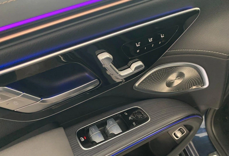 Mercedes-Benz EQS 580 SUV/AMG/4MATIC/HYPERSCREEN/TV/BURM/PANO/, снимка 5 - Автомобили и джипове - 52086252