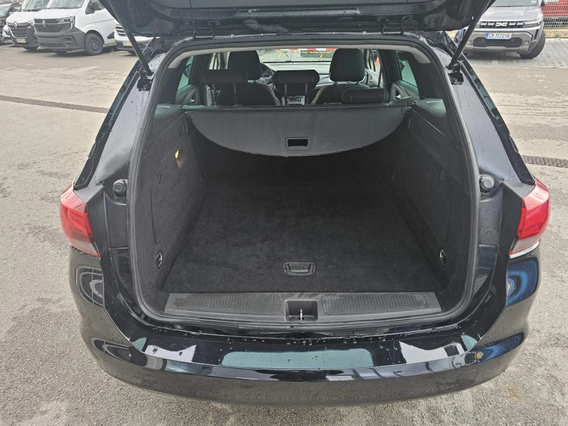 Opel Astra SPORT TOURER 1.5, снимка 13 - Автомобили и джипове - 52444868